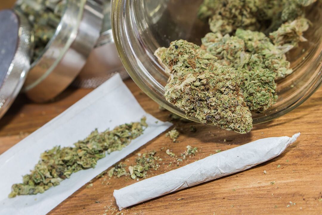 smoke marijuana in different ways